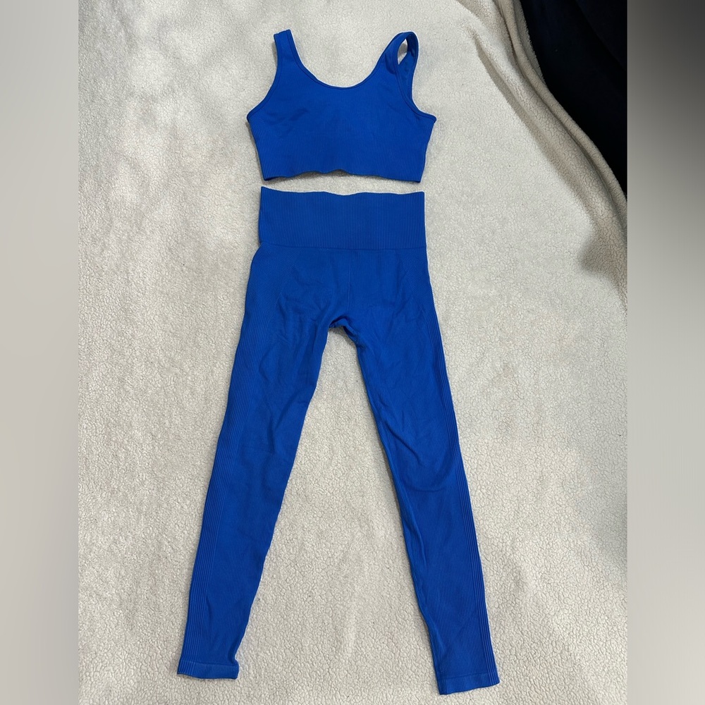 Electric blue workout set